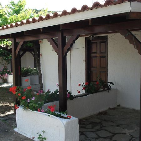 Apartments Korakakis Beach Foinikounda Extérieur photo