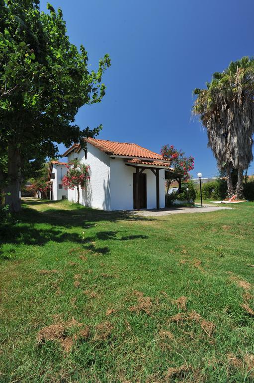 Apartments Korakakis Beach Foinikounda Extérieur photo